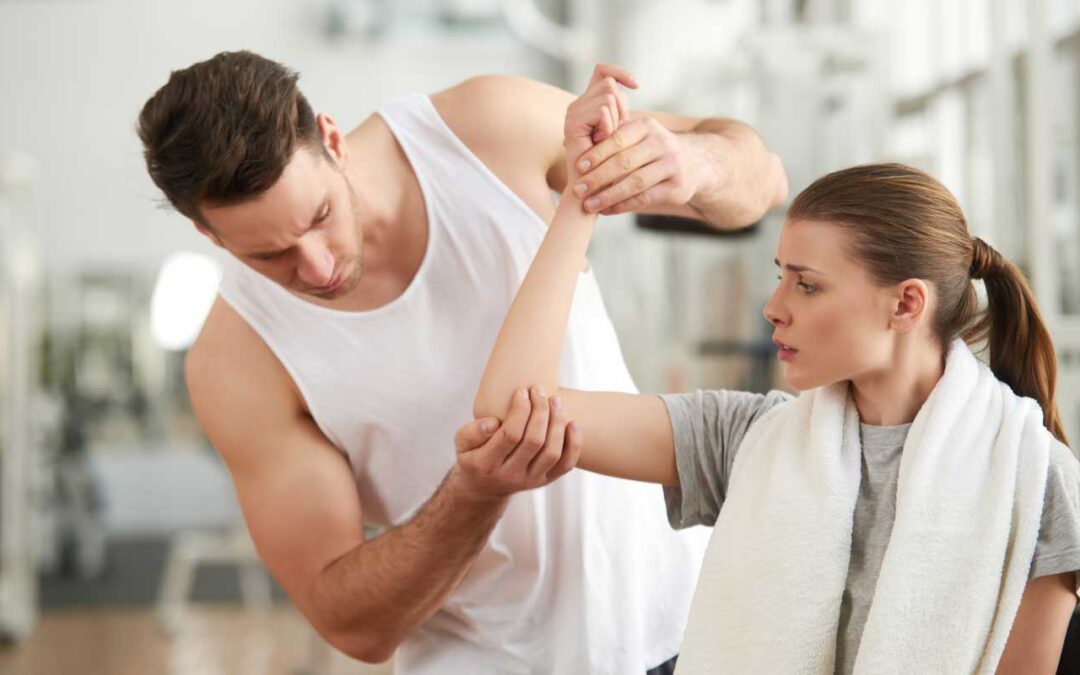 Hoe kan fysiotherapie helpen bij klachten door een golfarm?